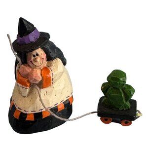 Eddie Walker Midwest Of Canon Falls Witch Figurine Pulling Frog Cart Miniature 2